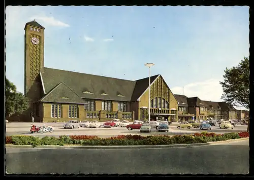 AK Oldenburg /Oldb., Hauptbahnhof, Parkplatz