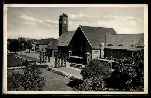 AK Oldenburg i. O., Bahnhof mit Anlagen, von oben gesehen