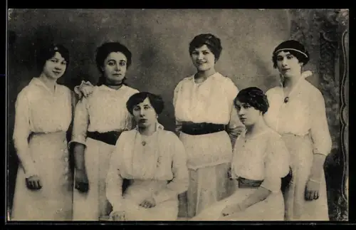 AK Elite-Damen-Orchester Maritana, Gruppenbild