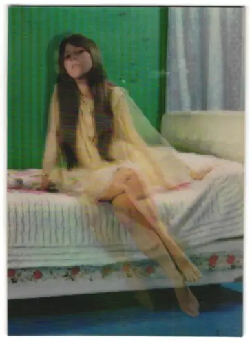 3D-AK nackte Asiatin auf dem Bett