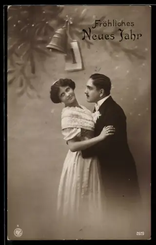Foto-AK NPG Nr. 2629: Liebespaar am Kalender, Neujahrsgruss