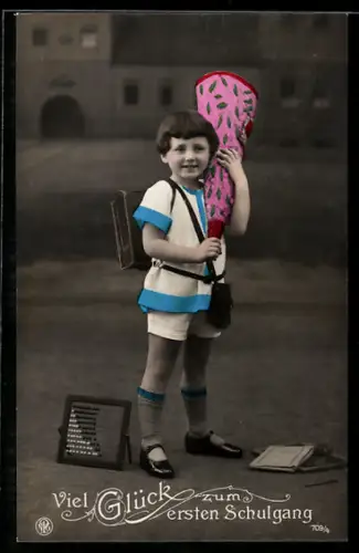 Foto-AK NPG Nr. 709/4: Kleiner Junge mit Schultüte, Glückwunsch zum Schulanfang