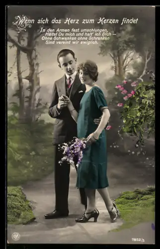 Foto-AK NPG Nr. 7852/5: Liebespaar im Park