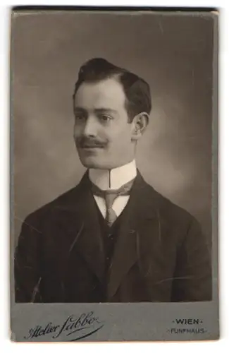 Fotografie Ida Labko, Wien, Mariahilferstrasse 149, Porträt von Leopold Jolzen