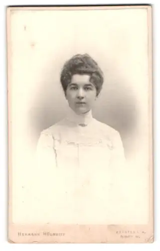 Fotografie Hermann Hülswitt, Münster, Prinzipalmarkt 60, Porträt Frau von Meilne