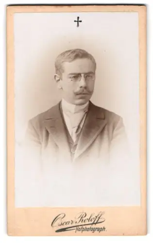 Fotografie Oscar Roloff, Berlin, Jerusalemerstr. 59, Porträt von B. Konnerth