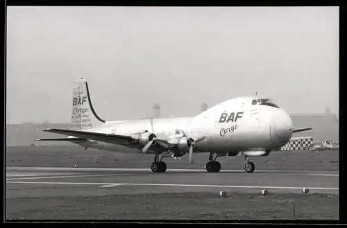 Fotografie Flugzeug Aviation Traders ATL-98A Carvair, BAF Cargo G-ASDC