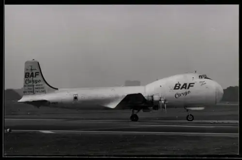 Fotografie Flugzeug Aviation Traders ATL-98A Carvair, BAF Cargo G-ASDC