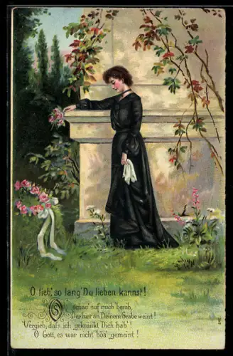 AK Frau am Grab ihres Liebsten