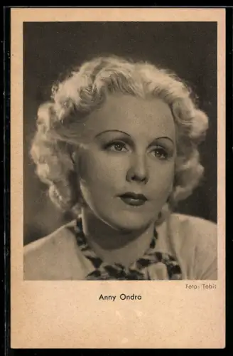 AK Schauspielerin Anny Ondra mit strengem Blick
