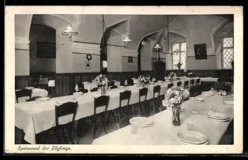 AK Krems a. d. Donau, Institut B. M. V. der Englischen Fräulein, Speisesaal der Zöglinge