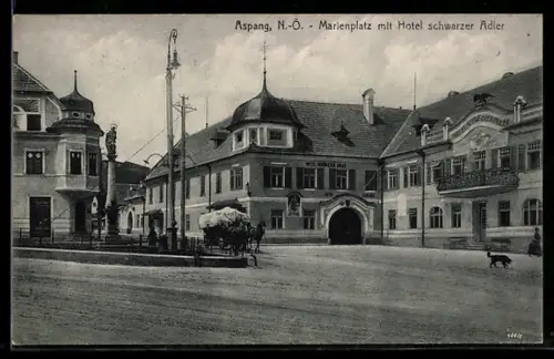 AK Aspang /N.-Ö., Marienplatz mit Hotel Schwarzer Adler