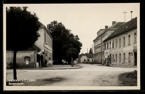 AK Oberschützen /Burgenland, Ortspartie mit Geschäften