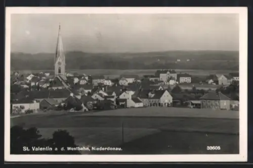 AK St. Valentin a. d. Westbahn, Ortspanorama mit Kirche