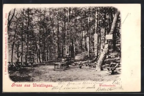 AK Weidlingau, Waldandacht mit Bildstöcken und Bänken