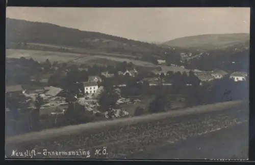AK Neustift-Innermanzing /N.Ö., Panorama mit Ort und Gehöften