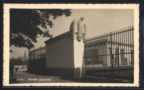 AK Wien, Helden-Denkmal