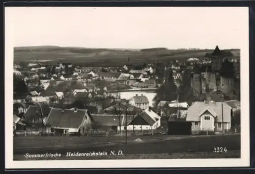 AK Heidenreichstein /N. D., Teilansicht mit Schloss