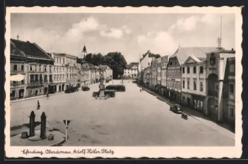 AK Eferding /Oberdonau, Platz mit Brunnen
