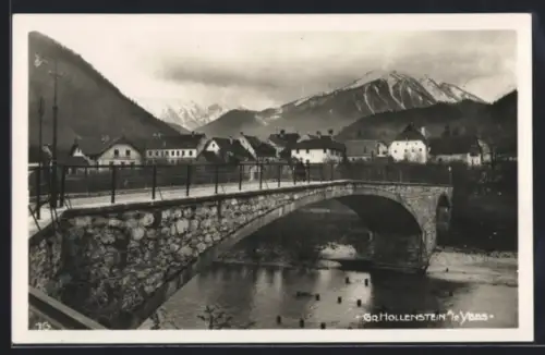 AK Gr. Hollenstein a. d. Ybbs, Brücke über die Ybbs mit Blick auf den Ort