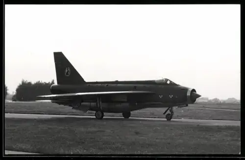 Fotografie Flugzeug English Electric Lightning, Jasta Kampfjet - Düsenjäger mit Staffelabzeichen in Gütersloh