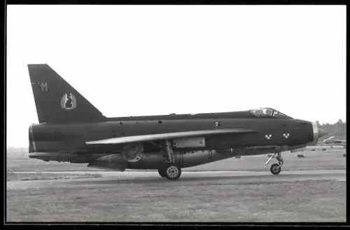 Fotografie Flugzeug English Electric Lightning, Jasta Kampfjet - Düsenjäger mit Staffelabzeichen in Gütersloh