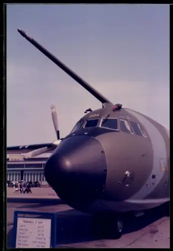 Fotografie Flughafen Berlin-Tempelhof, Flugzeug Transall C-160 mit Lanze zur Luftbetankung