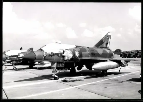 Fotografie Flugzeug Dassault Mirage IIIE Jasta Düsenjäger 3-JC in Camouflage