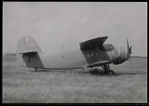 Fotografie Flugzeug Antonov An-2 Kennung OK-NYA