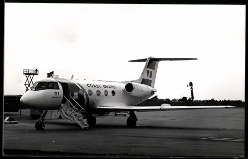Fotografie Flugzeug Niederdecker Düsenflugzeug der US Coast Guard 01 Washington