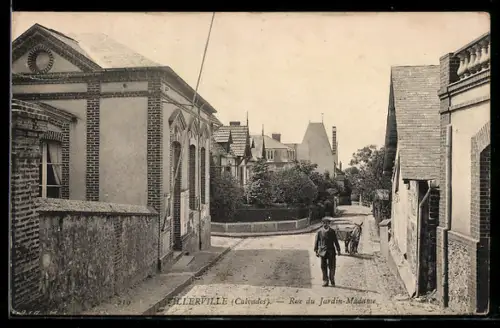 AK Villerville, Rue du Jardin-Madame