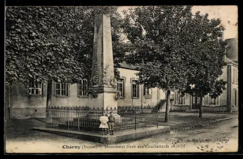 AK Charny, Monument eleve aux Combattants
