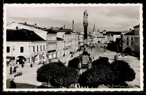 Foto-AK Eichstätt, Marktstrasse mit Denkmal