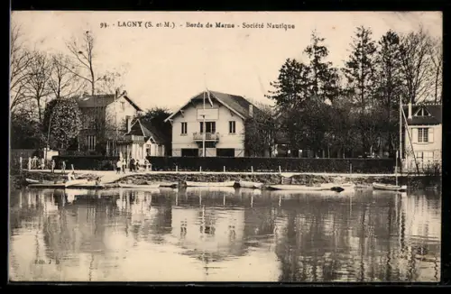 AK Lagny, Bords de Marne, Société Nautique