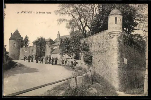AK Avallon, La Petite Porte