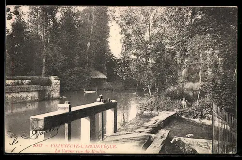 AK Villeneuve-l`Archevêque, La Vanne rue du Moulin