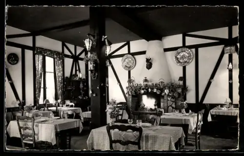 AK Laroche-Saint-Cydroine, Le Relais de Barbizon