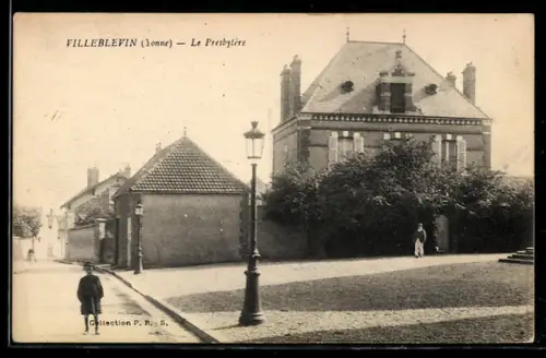 AK Villeblevin, Le Presbytère