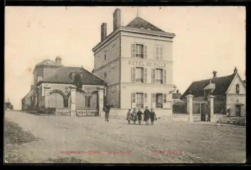 AK Villeneuve-la-Guyard, Hotel de Ville