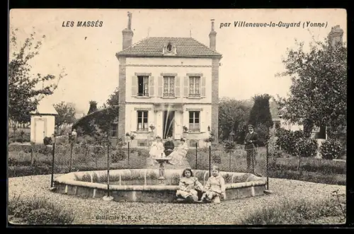 AK Villeneuve-la-Guyard, Les Massès