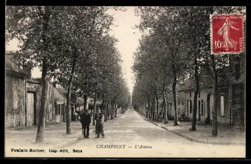 AK Champigny, l'Avenue