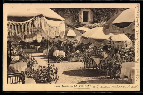 AK La Verniaz, Cour fleurie, Blumengarten