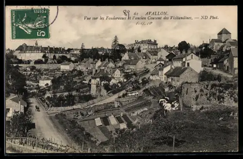 AK Avallon, Vue sur les Foudereaux et l`ancien Couvent des Visitandines