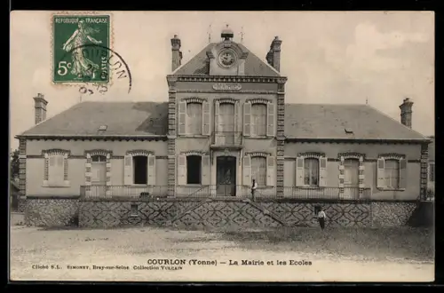 AK Courlon-sur-Yonne, La Mairie et les Ecoles, Vorderansicht