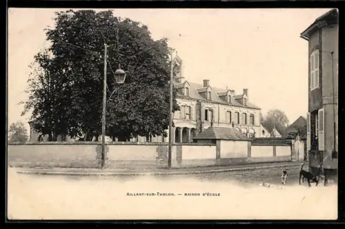 AK Aillant-sur-Tholon, Maison d`École