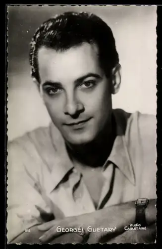 AK Schauspieler Georges Guetary nachdenklich in die Kamera blickend