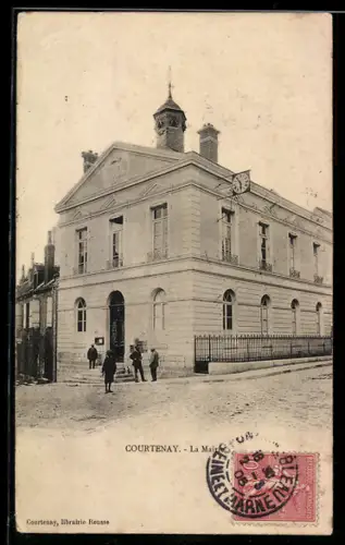 AK Courtenay, La Mairie