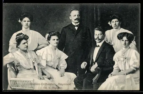 AK Damen-Orchester Reymond in weissen Kleidern