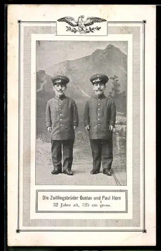 AK Zwillingsbrüder Gustav und Paul Horn in Uniform, Liliputaner