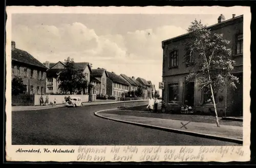AK Alversdorf /Helmstedt, Strassenpartie mit Geschäft von Willi Ebholz